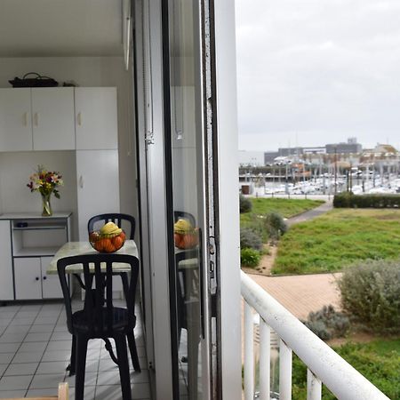 Appartement 1 Chambre, Avec Loggia Et Vue Sur Le Port Olona La Chaume 외부 사진