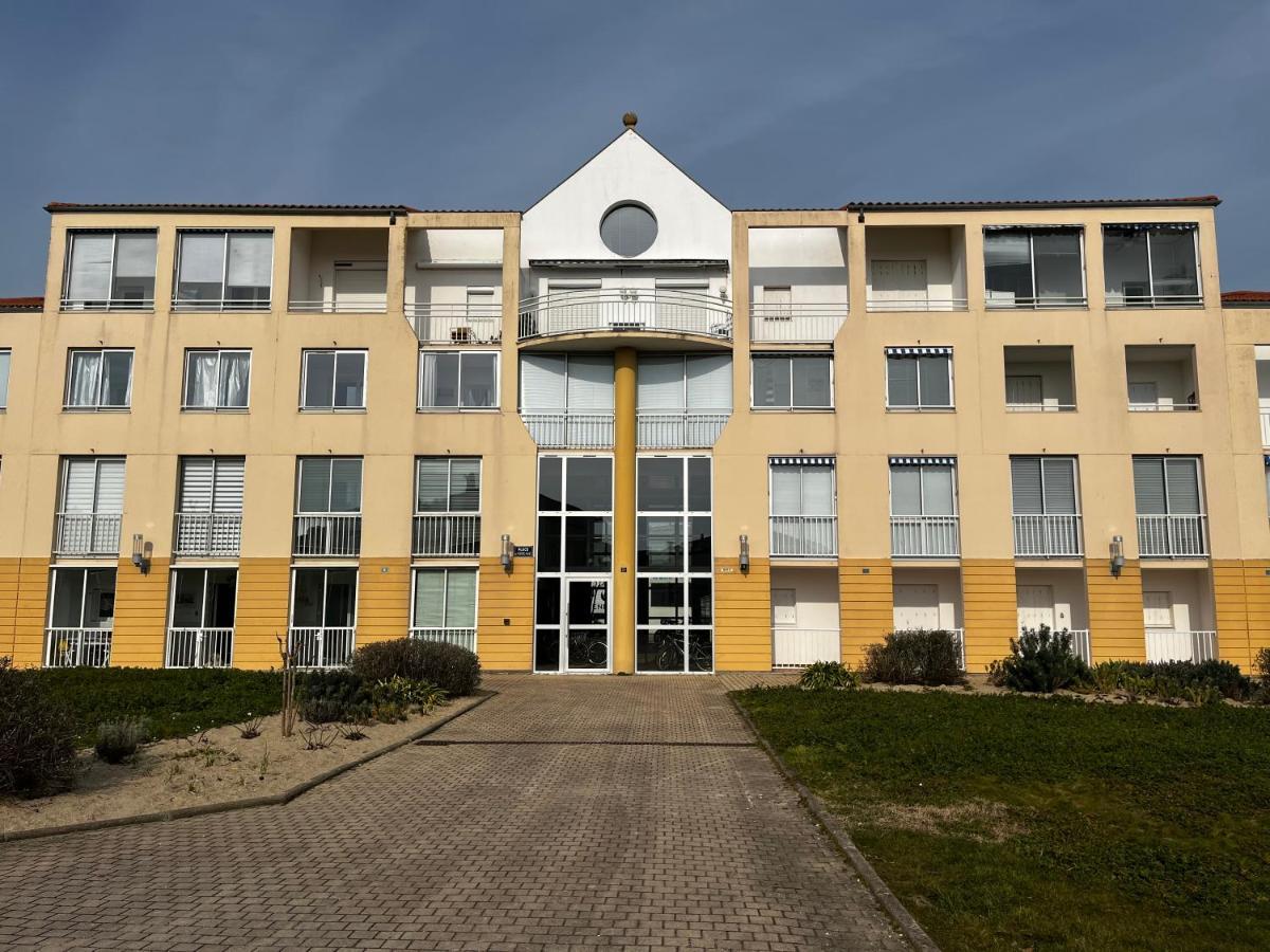 Appartement 1 Chambre, Avec Loggia Et Vue Sur Le Port Olona La Chaume 외부 사진